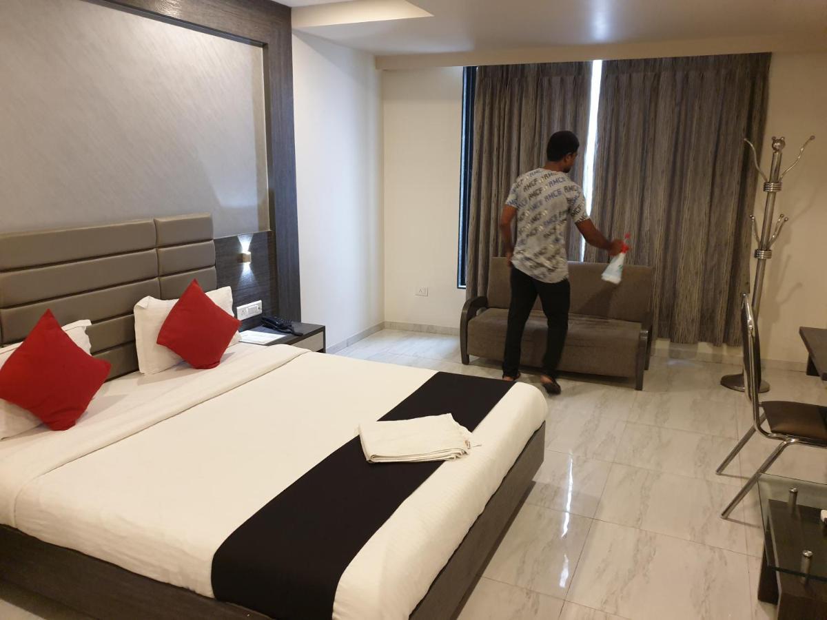 Hotel Unity Ahmedabad Exterior foto