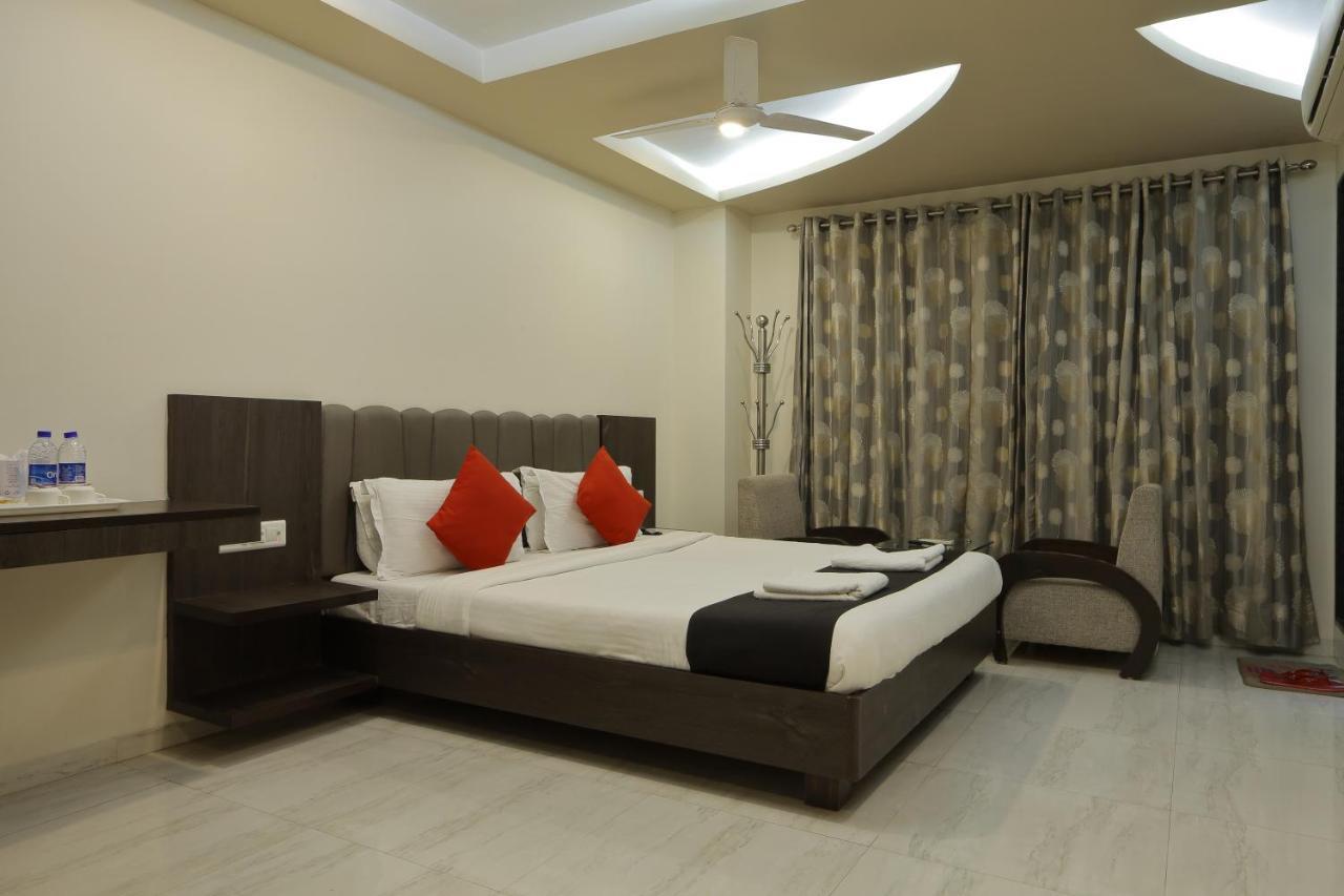 Hotel Unity Ahmedabad Exterior foto