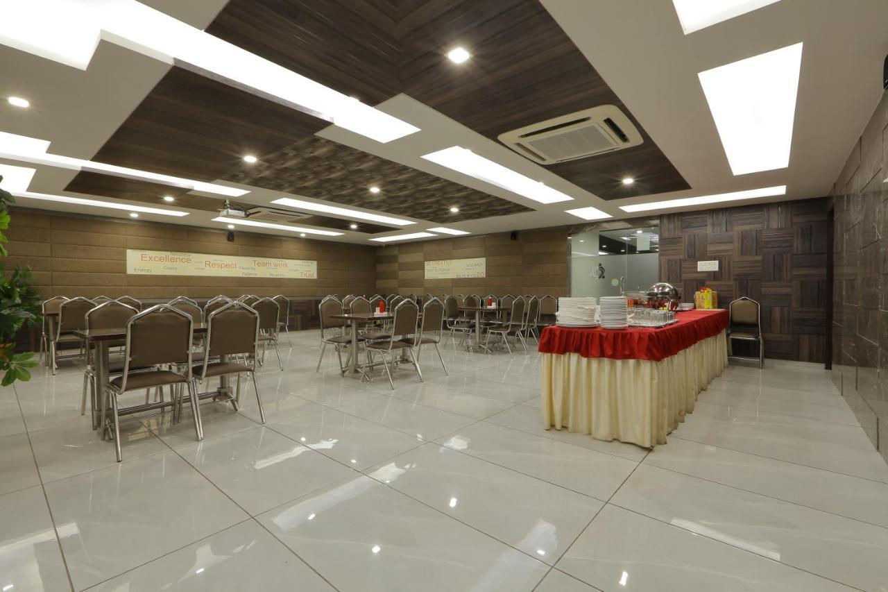 Hotel Unity Ahmedabad Exterior foto